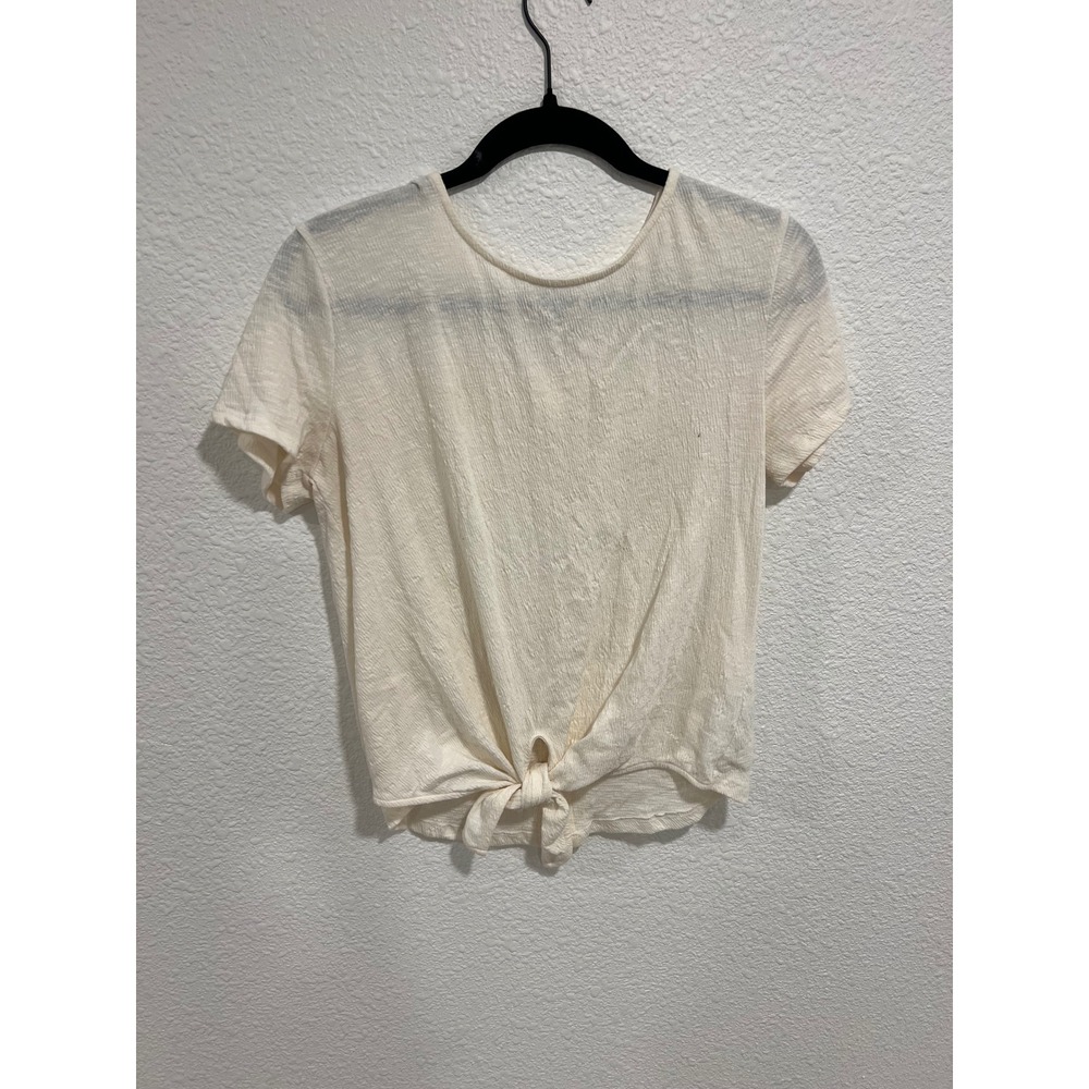 Universal Thread Cream Short Sleeve Tie Front Button Back Textured Top Womens